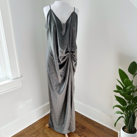 SKIMS Other - SKIMS High Slit Stretch Silk Slip Dress 2x